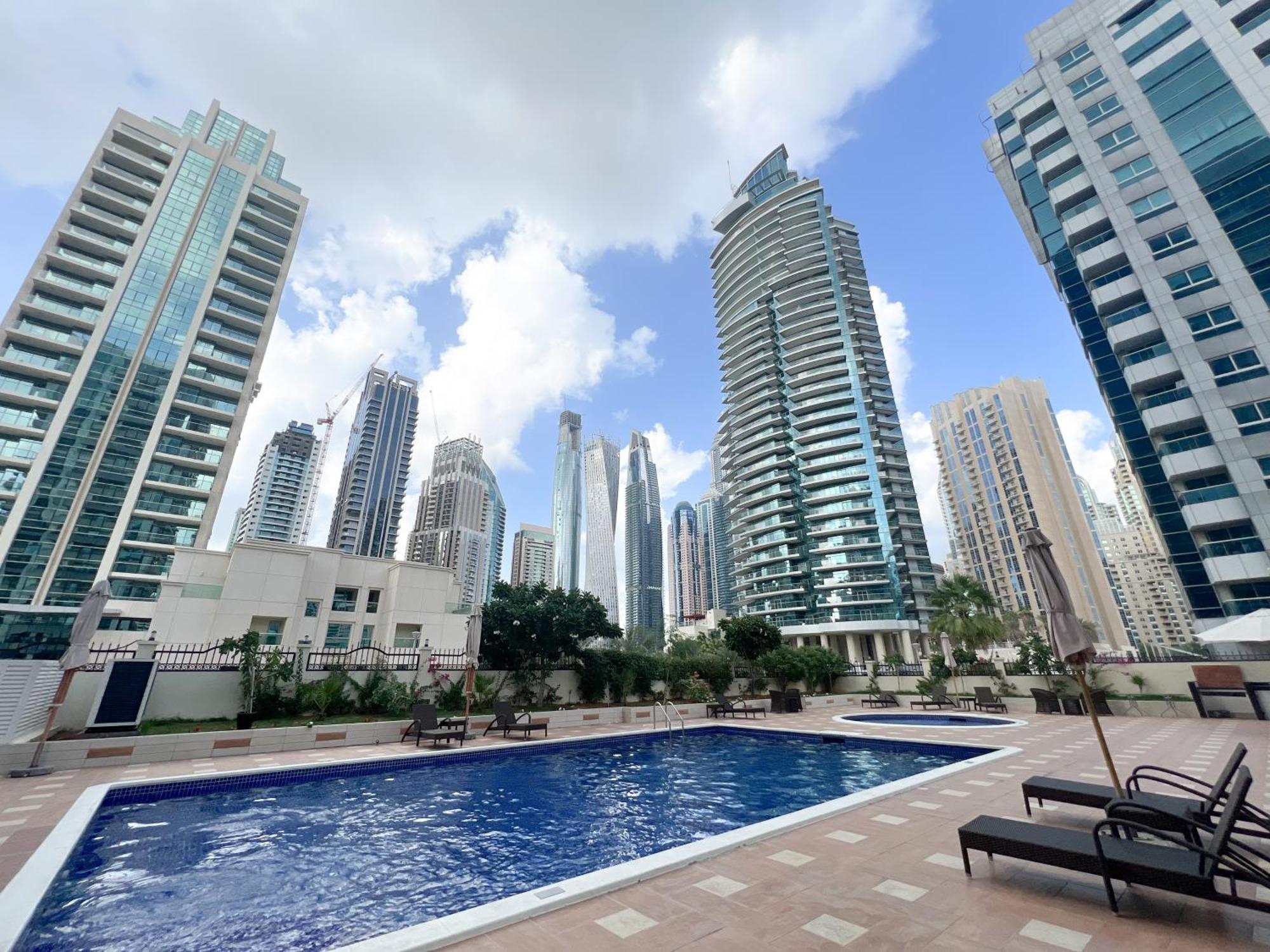 Spacious 2 Bed Apt At Marina High Floor Dubai Exterior foto
