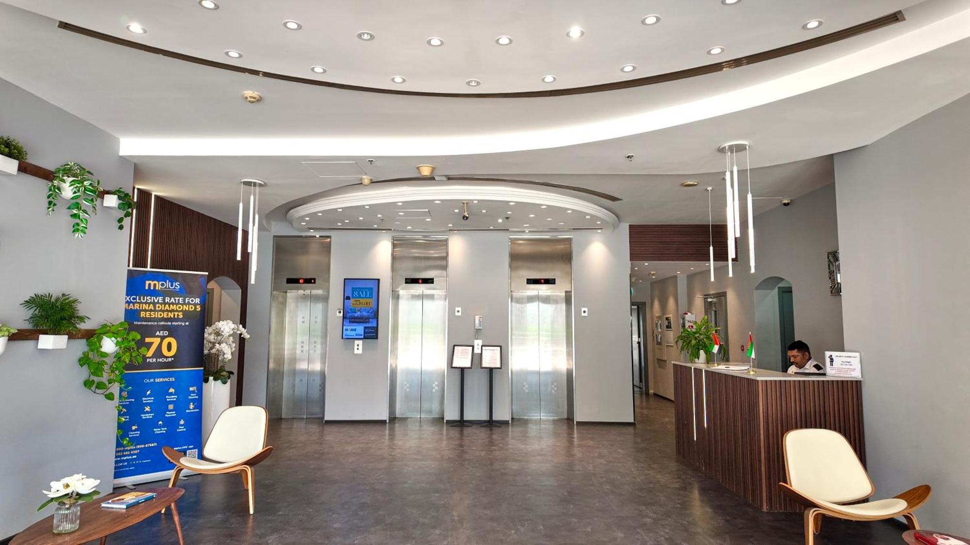 Spacious 2 Bed Apt At Marina High Floor Dubai Exterior foto