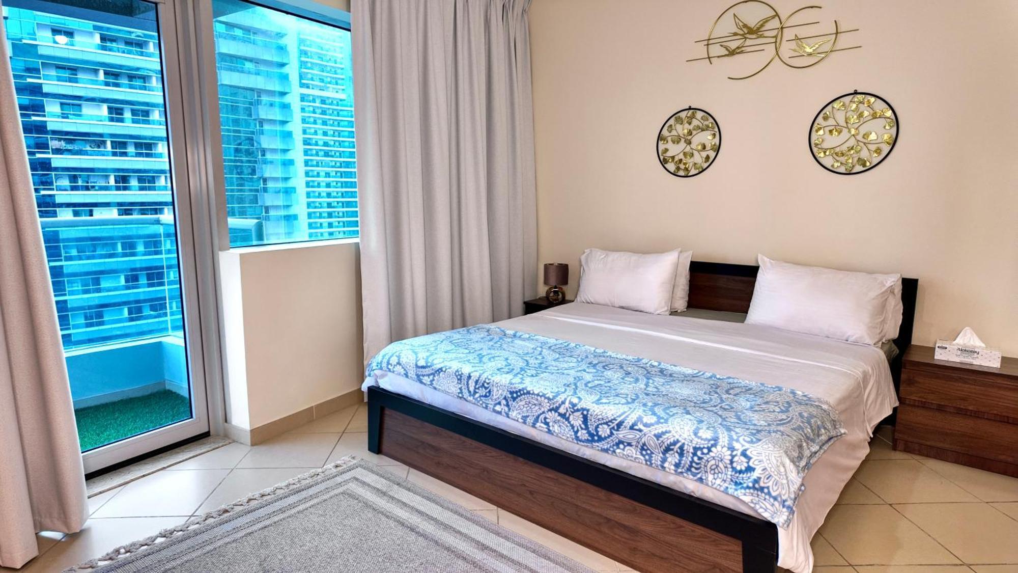 Spacious 2 Bed Apt At Marina High Floor Dubai Exterior foto